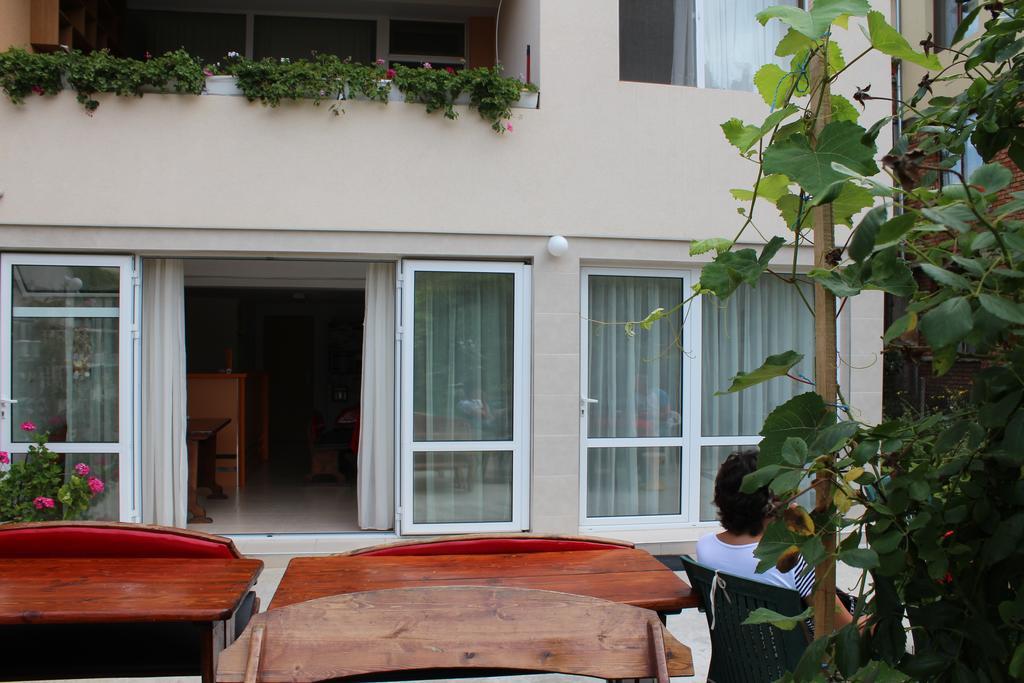 Veda Guest House 포마리 외부 사진
